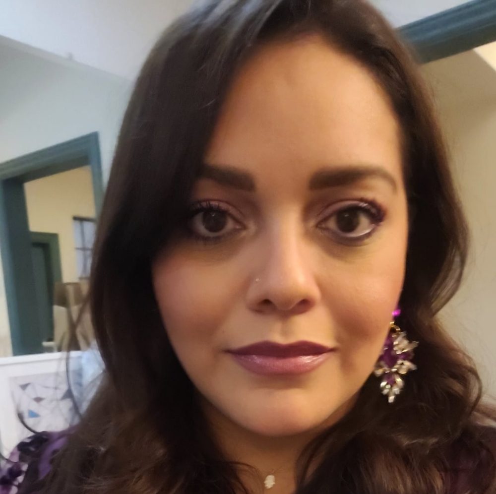 Meet your Posher, Gabriela